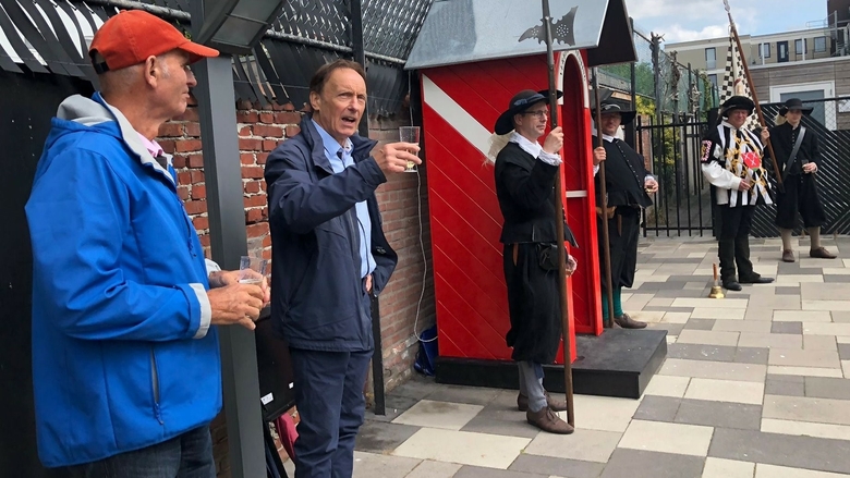 onthulling wachthuisje2