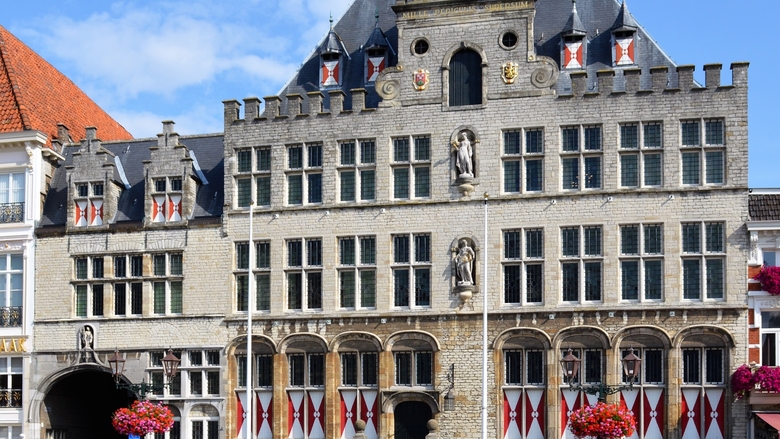 190718 Stadhuis. voorgevel